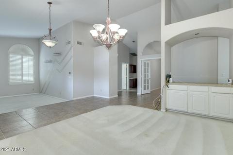 1044 W Iris Dr, Gilbert, AZ 85233 photo 7