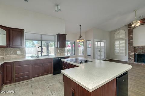 1044 W Iris Dr, Gilbert, AZ 85233 photo 16