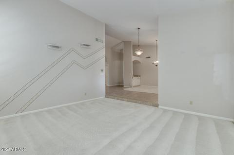 1044 W Iris Dr, Gilbert, AZ 85233 photo 11