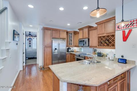 2445 E Montecito Ave, Phoenix, AZ 85016 photo 2