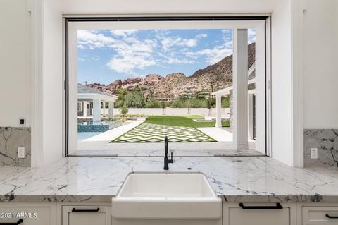 5316 E Palomino Rd, Phoenix, AZ 85018 photo 16