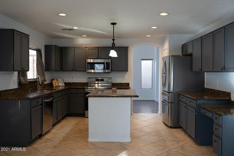 5738 E Jacaranda St, Mesa, AZ 85205 photo 3