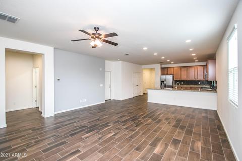 4894 S Wade Dr, Gilbert, AZ 85298 photo 5