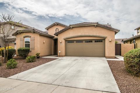 4894 S Wade Dr, Gilbert, AZ 85298 photo 2