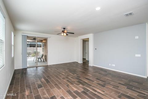 4894 S Wade Dr, Gilbert, AZ 85298 photo 7