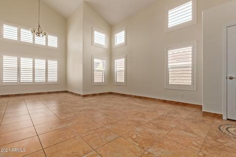 668 W Douglas Ave, Gilbert, AZ 85233 photo 2