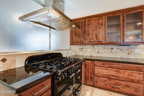 4437 E Osborn Rd, Phoenix, AZ 85018 photo 14