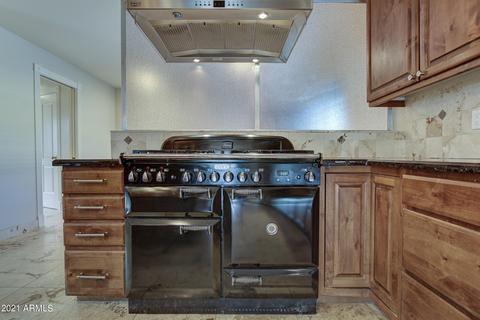 4437 E Osborn Rd, Phoenix, AZ 85018 photo 15