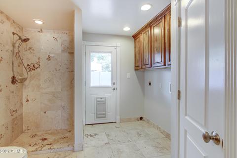 4437 E Osborn Rd, Phoenix, AZ 85018 photo 20