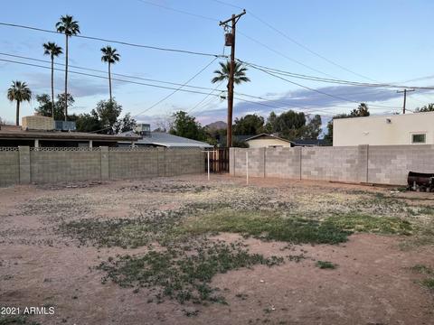 3906 E Cheery Lynn Rd, Phoenix, AZ 85018 photo 3