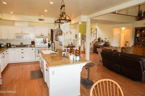 1351 E Stetson Ln, Coolidge, AZ 85128 photo 13
