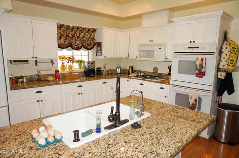 1351 E Stetson Ln, Coolidge, AZ 85128 photo 12