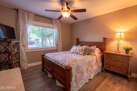 1402 E Bayview Dr, Tempe, AZ 85283 photo 12