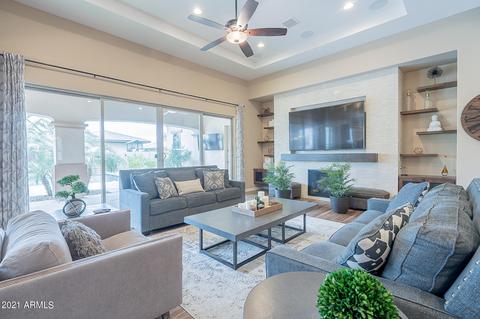 2090 E Crescent Way, Gilbert, AZ 85298 photo 5