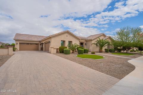 2090 E Crescent Way, Gilbert, AZ 85298 photo 2