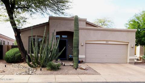 5047 E Robin Ln, Phoenix, AZ 85054 photo 1