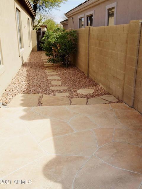 5047 E Robin Ln, Phoenix, AZ 85054 photo 35