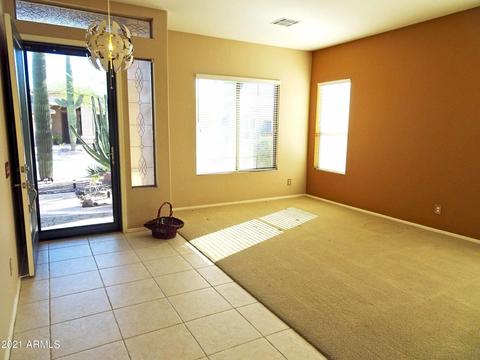 5047 E Robin Ln, Phoenix, AZ 85054 photo 5