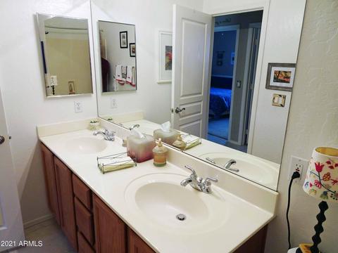 5047 E Robin Ln, Phoenix, AZ 85054 photo 30