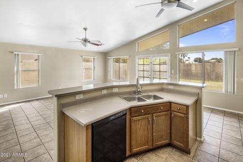 337 E Devon Dr, Gilbert, AZ 85296 photo 6
