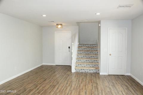 2473 S Marble St, Gilbert, AZ 85295 photo 3