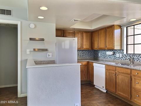 1025 E Highland Ave #44, Phoenix, AZ 85014 photo 3