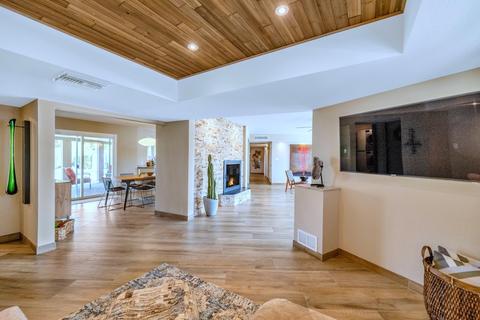 38 E Moon Valley Dr, Phoenix, AZ 85022 photo 6