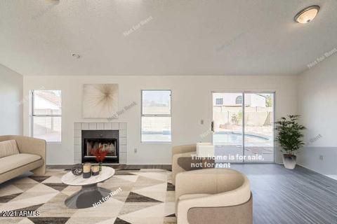 913 N Falcon Dr, Gilbert, AZ 85234 photo 2
