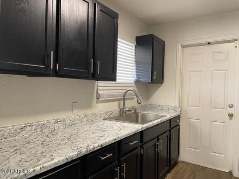 2148 E Parkway Dr, Phoenix, AZ 85040 photo 8