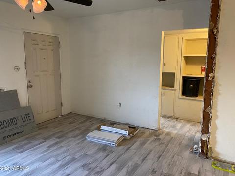 2030 E Oak St, Phoenix, AZ 85006 photo 5