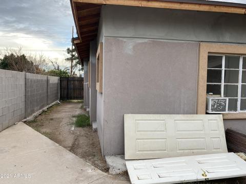 2030 E Oak St, Phoenix, AZ 85006 photo 14