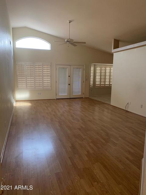 9773 S Darrow Dr, Tempe, AZ 85284 photo 4