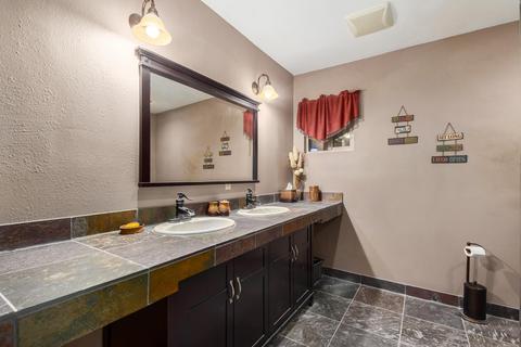 3236 E Lupine Ave, Phoenix, AZ 85028 photo 12