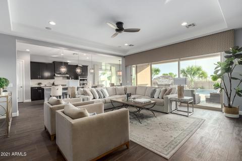 3105 E Half Hitch Pl, Phoenix, AZ 85050 photo 9