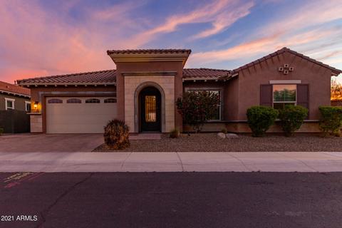 3105 E Half Hitch Pl, Phoenix, AZ 85050 photo 2