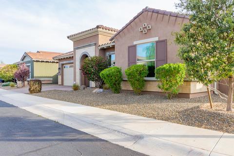 3105 E Half Hitch Pl, Phoenix, AZ 85050 photo 5