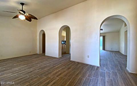 433 E Saratoga St, Gilbert, AZ 85296 photo 3