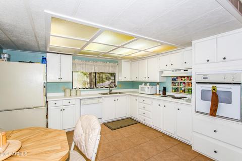 332 S Arroya Cir, Mesa, AZ 85206 photo 5