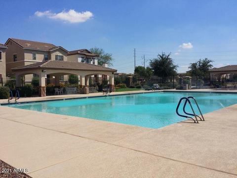 481 N Citrus Ln, Gilbert, AZ 85234 photo 4