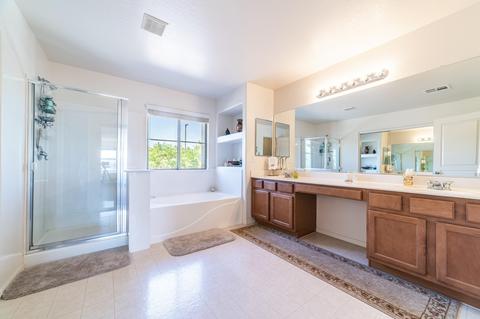 1635 S Starling Dr, Gilbert, AZ 85295 photo 23