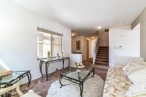 1635 S Starling Dr, Gilbert, AZ 85295 photo 6