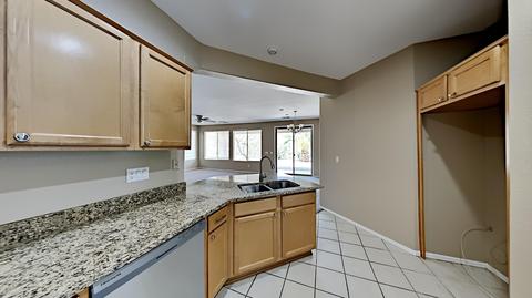 4688 E Carob Dr, Gilbert, AZ 85298 photo 5