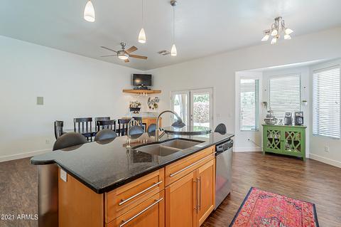 252 E Smoke Tree Rd, Gilbert, AZ 85296 photo 8