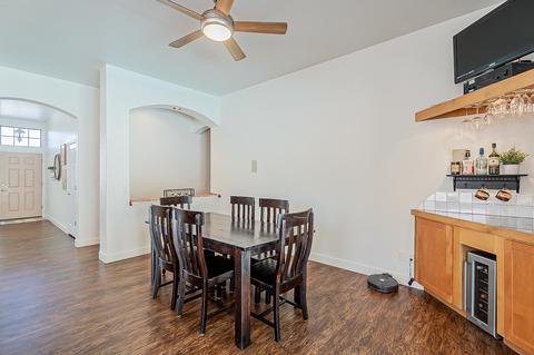 252 E Smoke Tree Rd, Gilbert, AZ 85296 photo 5