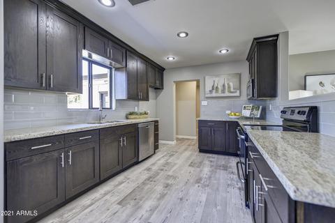 3832 N 35th St, Phoenix, AZ 85018 photo 5