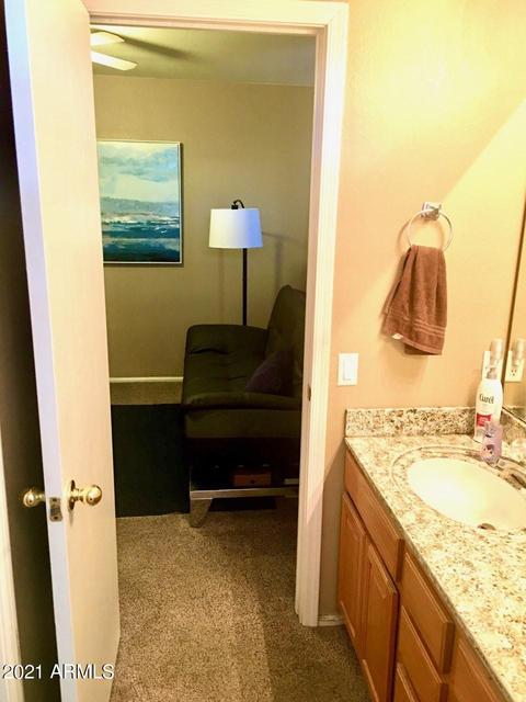 3225 E Wickieup Ln, Phoenix, AZ 85050 photo 36