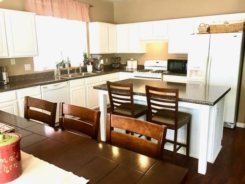3225 E Wickieup Ln, Phoenix, AZ 85050 photo 14