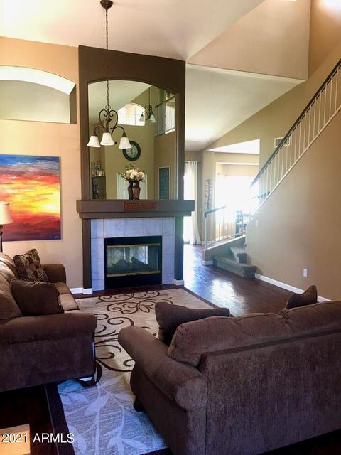 3225 E Wickieup Ln, Phoenix, AZ 85050 photo 5