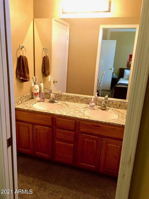 3225 E Wickieup Ln, Phoenix, AZ 85050 photo 35