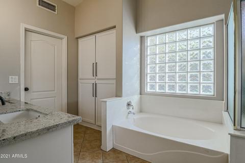 3833 E Irma Ln, Phoenix, AZ 85050 photo 26